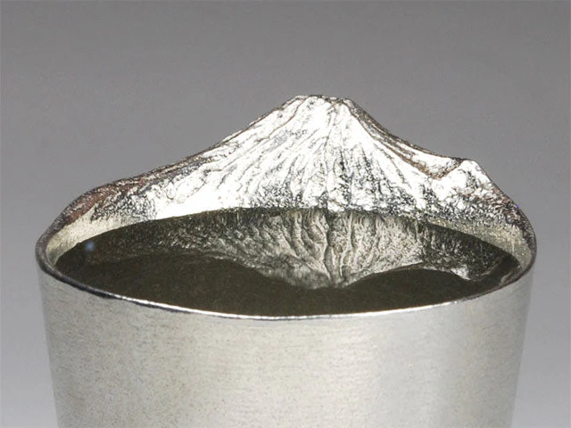 Ginga-do Tin Tumbler Awakumo - Image 3