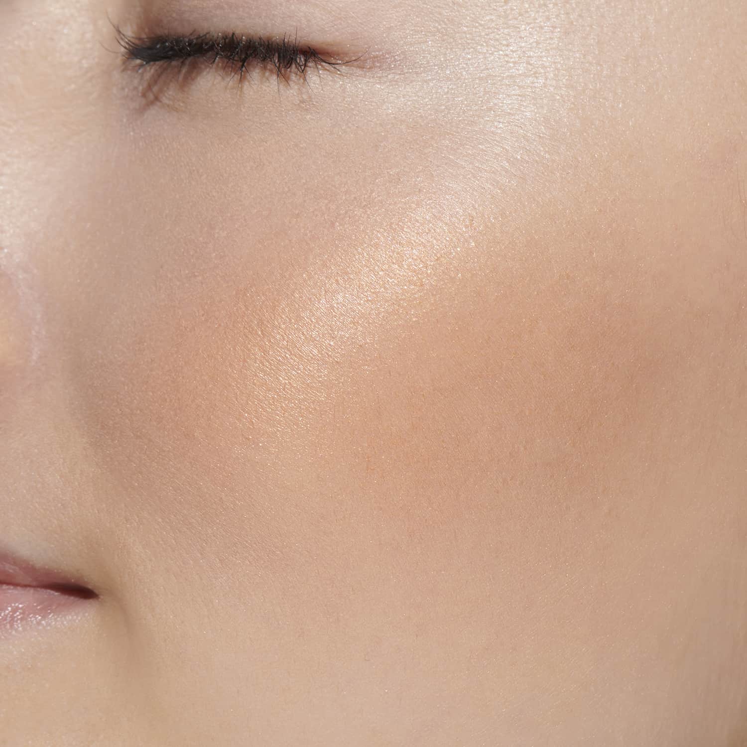 Lunasol Coloring Sheer Cheeks (Glow) - Image 16