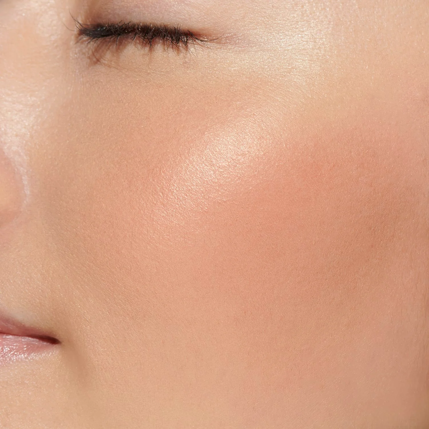 Lunasol Coloring Sheer Cheeks (Glow) - Image 21