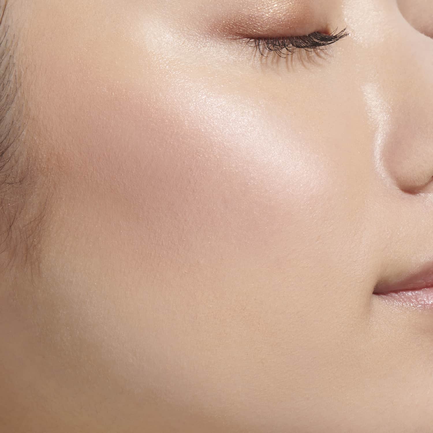 Lunasol Coloring Sheer Cheeks (Glow) - Image 25