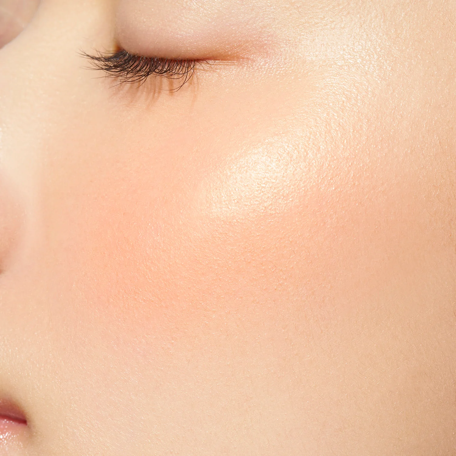 Lunasol Coloring Sheer Cheeks (Glow) - Image 27