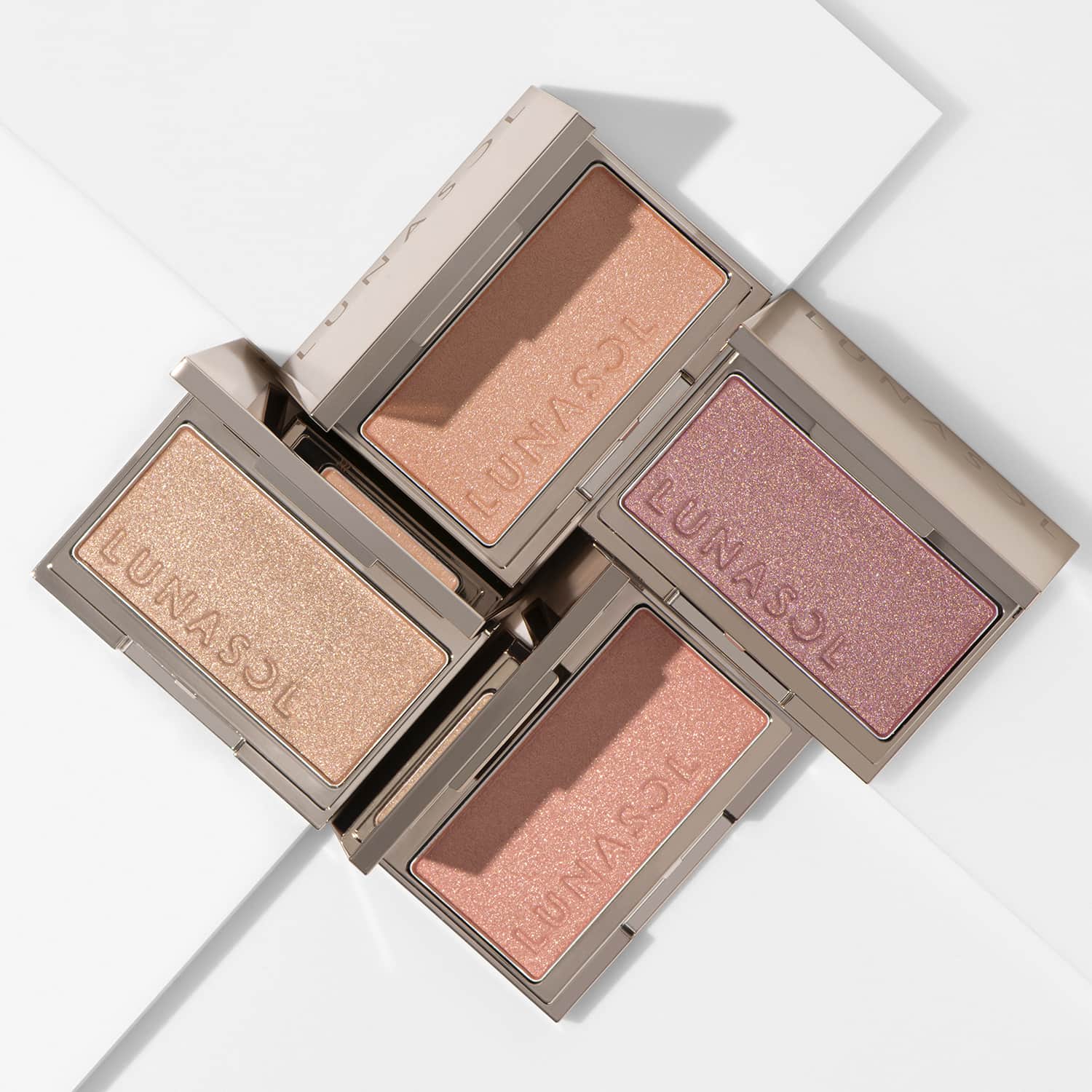 Lunasol Coloring Sheer Cheeks (Glow) - Image 9