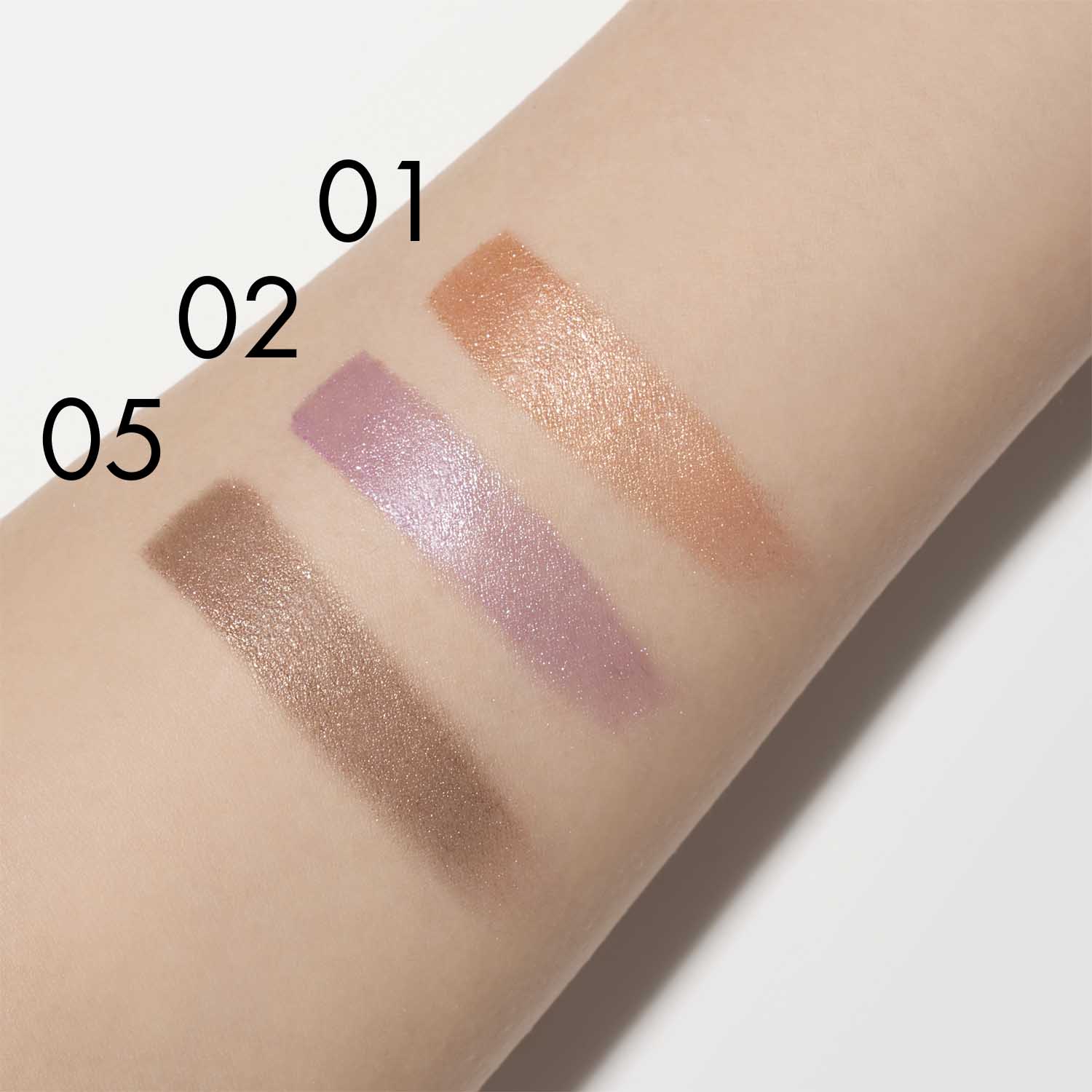 Lunasol Glam Wink Eyeshadow - Image 4