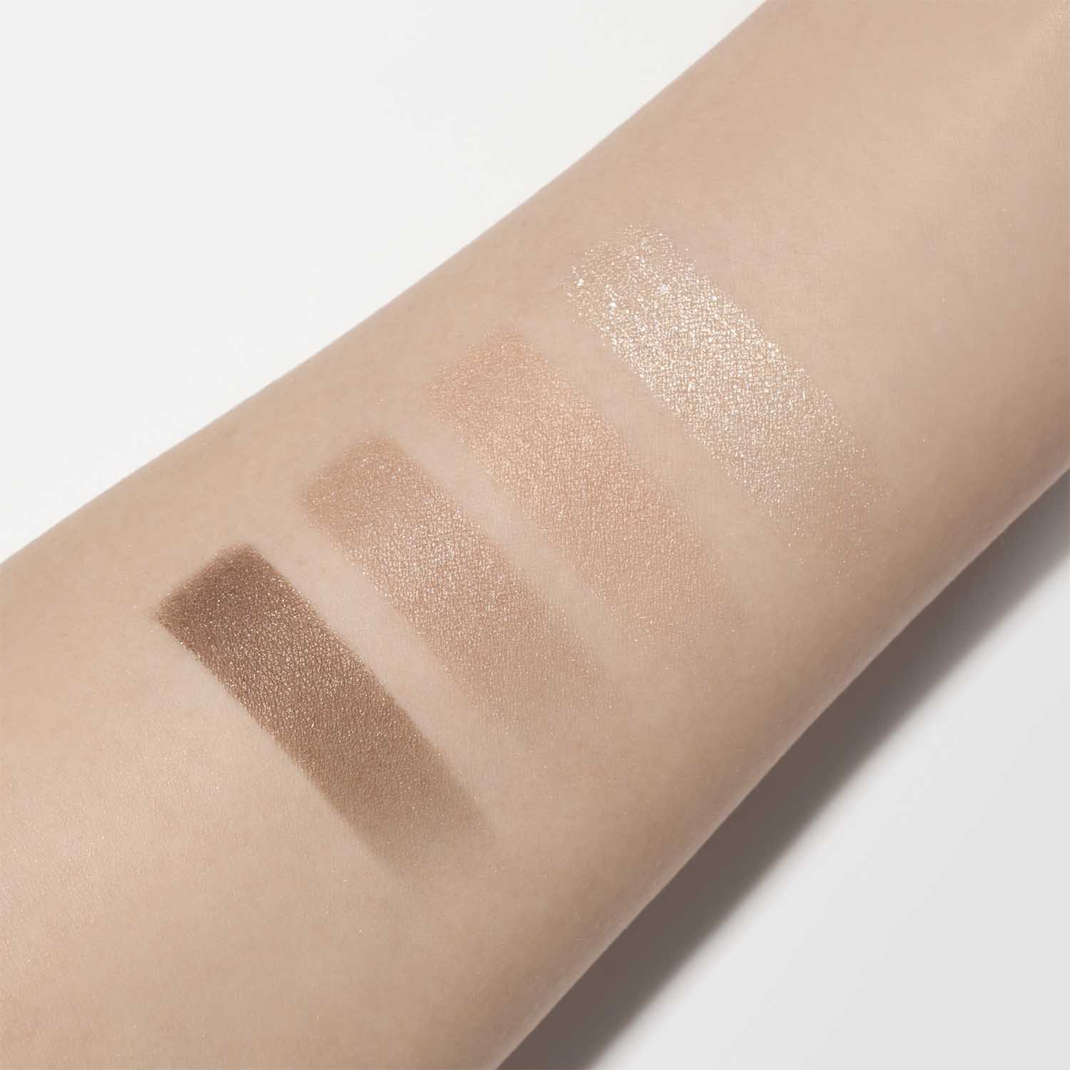 Lunasol Skin Modeling Eyes - Image 4