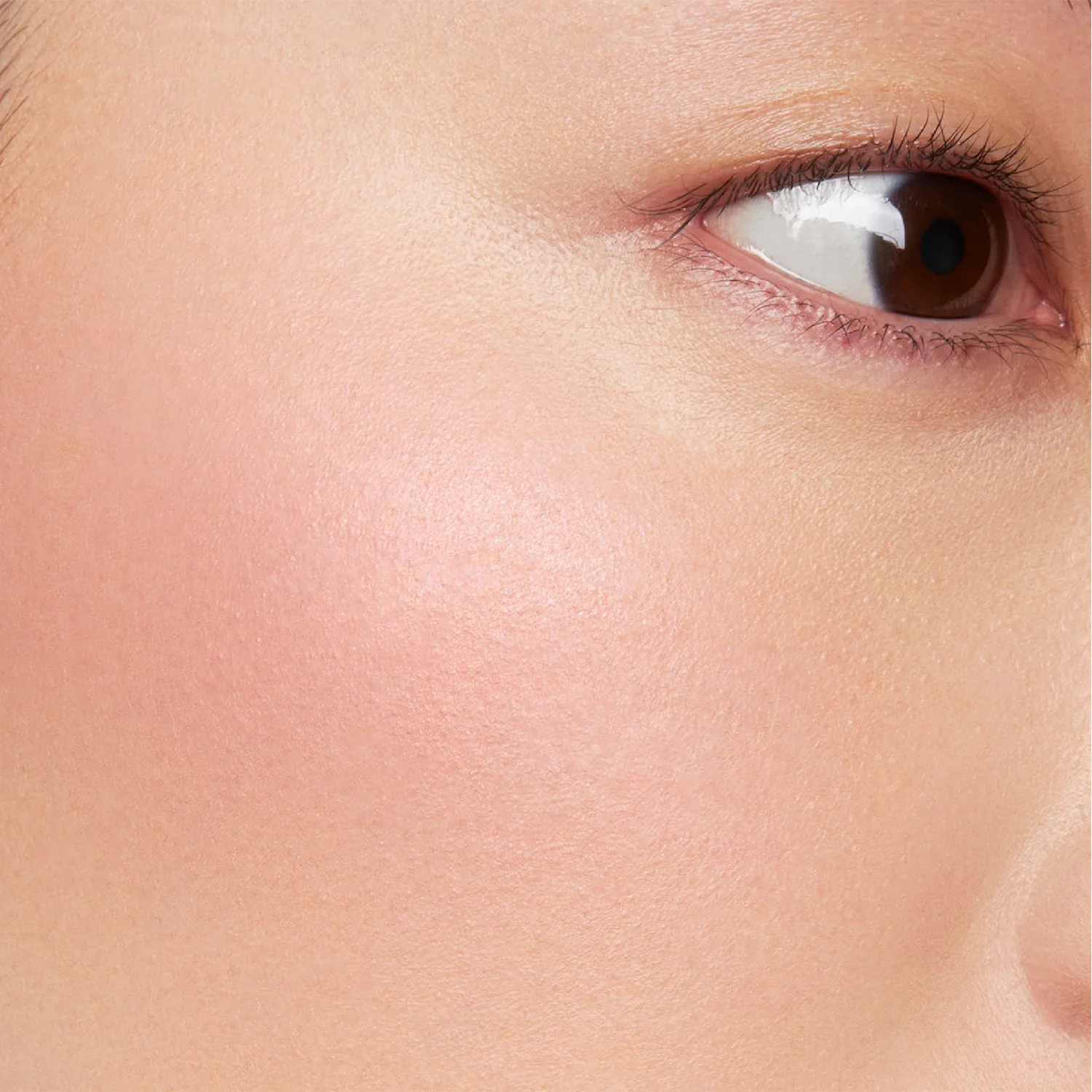 Suqqu Blurring Color Blush - Image 3